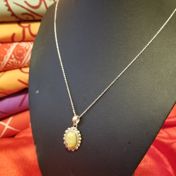 Silver Pendant. - Picture 2 of 4